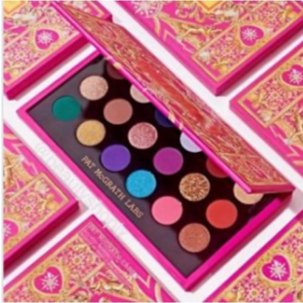 Pat McGrath Labs Mothership Mega: Celestial Nirvana Artistry Eye Palette